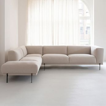 White Sofa Living Room, Sofa Layout, Sofa Corner, Corner Sofa Design, Minimalist Sofa, Modern Sofa Living Room, Modern Sofa Designs, Living Room Sofa Design, Sofa Set Designs