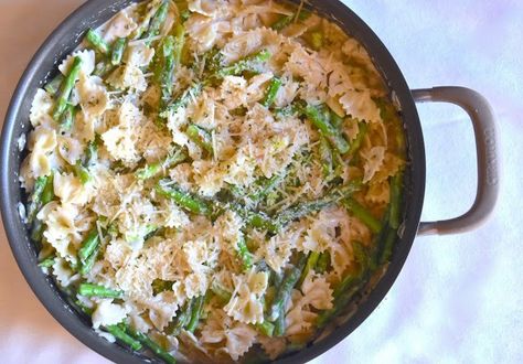 Creamy Garlic Asparagus Pasta - Alex Daynes Garlic Asparagus, Spaghetti Squash Noodles, Whole Wheat Noodles, Bow Tie Pasta, Squash Noodles, Fettuccine Noodles, My Favorite Food, Asparagus Pasta, Bowtie Pasta