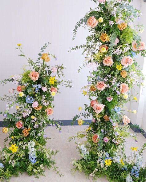 Flower Arch Ideas, Standing Ceremony, Wedding Flower Arch, Birch Wedding, Floral Archway, Altar Design, Floral Arch Wedding, Arch Ideas, Flower Arch