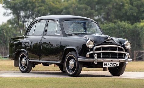 To Indian motorists, the Hindustan Ambassador remains a familiar and iconic image, a symbol of sorts of the country's freshly won independence and self-determin 1980 Cars, Hindustan Ambassador, Hindustan Motors, Ambassador Car, Cars India, Car Auction, Volkswagen Beetle Vintage, Thinking Cap, Cheap Used Cars