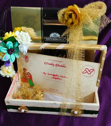 Card platter for lagan ceremony 🎀 #hampersforhim #weddinginspiration #customisedgifthampers #ahmedabadifthampers #ahmedabadgifts #giftingideas ❤ #acrylicboxes #transparentbox #budgetgifting #handcraftedgift🎁 #personalisedgiftboxes #luxuryhampers #ahmedabadacity #customgiftbaskets❤️ #ahmedabadiary #lagan #ceremonydecor #70beanschocolates Wedding Card Hamper, Invitation Card Platter, Wedding Card Platter, Haldi Ceremony Decorations, Card Decoration, Budget Gift, Transparent Box, Wedding Crafts Diy, Personalised Gift Boxes