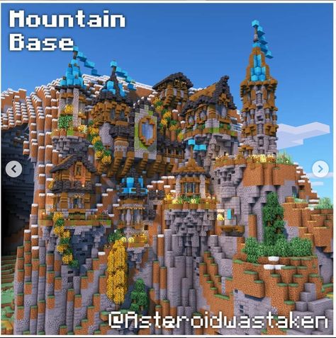 Minecraft Houses On Cliffs, Cliff Castle Minecraft, Mountain Side Village Minecraft, Minecraft Mountain Castle Ideas, Minecraft Cliff Builds, Minecraft Mountain City, Cliff Base Minecraft, Minecraft Cliff Houses, Minecraft Cliff Village