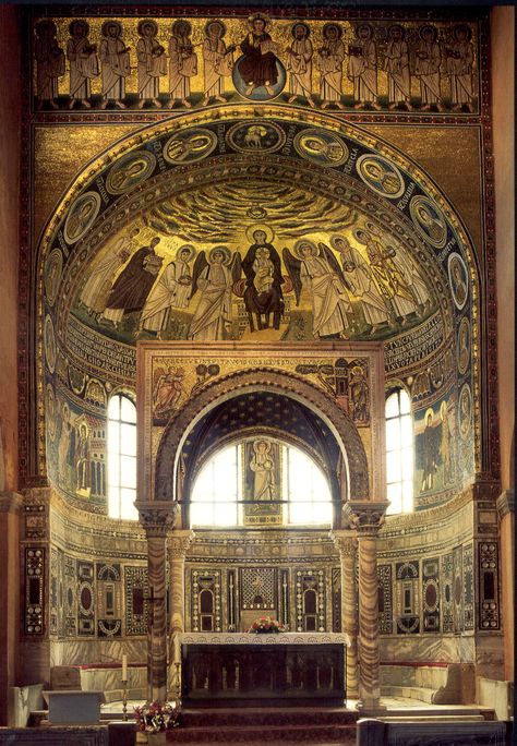 A Byzantine Apse. An apse is a semi-circular dome on the eastern end of a church and are heavily decorated with mosaics in smalti and other colored glass, gold leaf, and richly colored frescoes of religious icons. Orthodox Architecture, Byzantine Architecture, Roman Architecture, History Projects, Religious Icons, Ancient Architecture, Place Of Worship, Religious Art, Unesco World Heritage