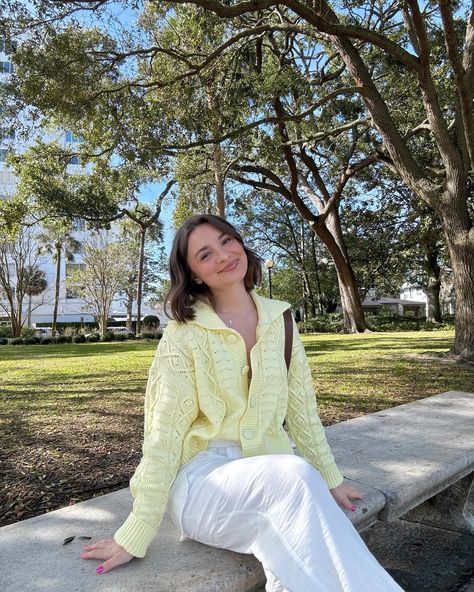 something about wearing yellow instantly boosts my mood 💛🌼🍋 @revolve #revolveme Pinterest aesthetic, Pinterest girl, girly aesthetic, Pinterest home, Pinterest babe, minimal outfit, everyday style, spring style, spring cardigan, yellow cardigan, white linen pants #pinterestaesthetic #pinterestgirl #everydaystyle #pinterestinspired #outfitinspo #pinterestphoto #pinterestidea #pinterestinspo #springoutfit #springstyle Yellow Cardigan Outfit, Yellow Cardigan Outfits, Spring Cardigan, Outfit Everyday, Spring Cardigans, Outfit Styling, Girly Aesthetic, White Linen Pants, Pinterest Home