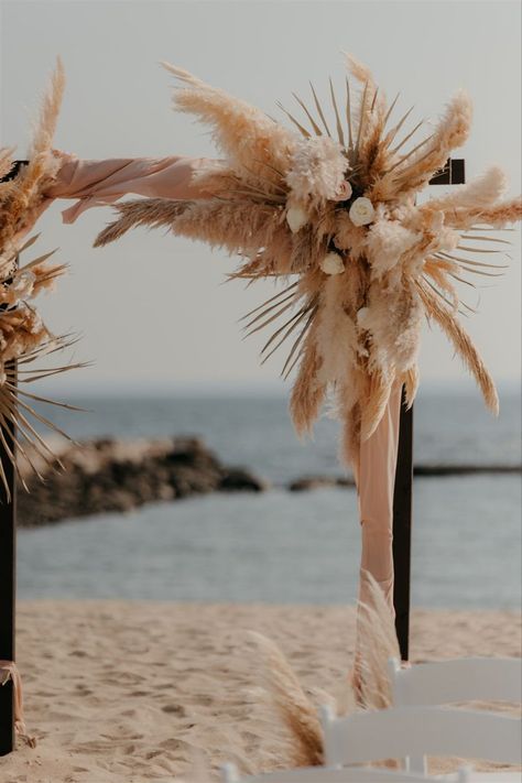 Pampas Grass Wedding Gazebo, Pampas Grass Beach Wedding Decor, Pompus Grass Wedding Arch, Boho Beach Ceremony, Boho Beach Wedding Arch, Copper Beach Wedding, Boho Wedding Arbor Ideas, Beach Arbor Wedding, Boho Beach Wedding Flowers