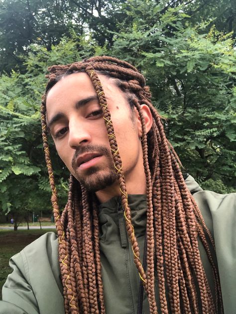 Men With Long Braids, Singles Box Braids Men, Men Long Braids, Man Box Braids, Fulani Braids Men, Box Braids Male, Long Braids Men, Box Braids For Men, African Box Braids