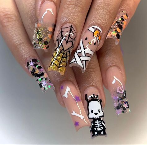 22 Nails, Sanrio Nails, Hello Kitty Nails Art, Holloween Nails, Themed Nails, Halloween Acrylic, Makeup Nails Designs, Halloween Acrylic Nails, Professional Manicure