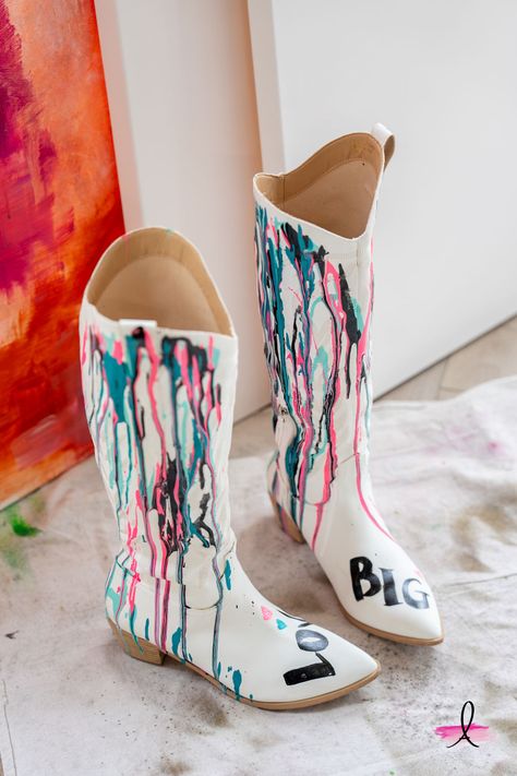 These custom and one-of-a-kind cowgirl boots are the perfect addition to any of your summer looks like year!

#cowgirlboots #cowboyboots #customboots #customart #customartist #dallasartist #interiordesigner #artist Paint Cowboy Boots, Painted Cowboy Boots, Painted Boots, Custom Cowboy Boots, Custom Boots, Cowboy Boot, Custom Painted, Cowgirl Boots, Creative Fashion