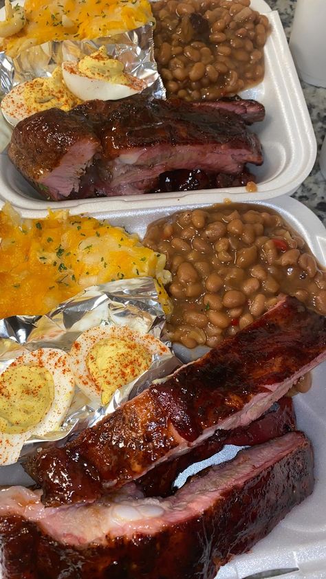 Bbq Ribs Plate Ideas, Bbq Plates Black People, Ribs Mac And Cheese Baked Beans, Soul Food Truck, Ribs And Mac And Cheese, Bbq Soul Food Plates, To Go Plates Food Ideas, How To Make Baked Beans, Soul Food Meal Ideas