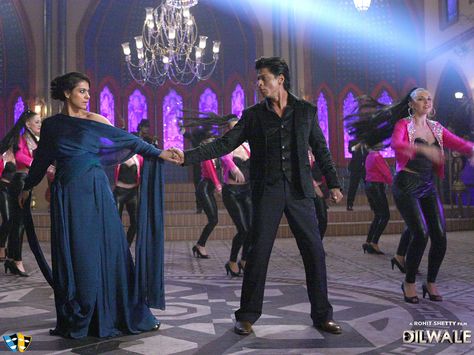 Dilwale (2015) Janam Janam Song, Desi Videos, Dilwale 2015, Shahrukh Khan And Kajol, Desi Video, 2015 Wallpaper, From Movie, 90s Bollywood, Blue Gown