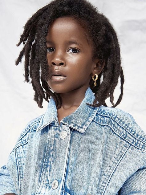 Kids Dreads, Cute Dreadlocks Hairstyles, Dreadlocks Hairstyles, Cute Dread Hairstyles, Eyeshadow For Blue Eyes, Kids With Dreadlocks, Beautiful Dreadlocks, French Twist Hair, Hairstyles Kids