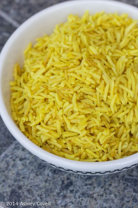 Basmati Rice Recipes, Middle East Food, Rice Side Dishes, Yellow Rice, Halal Recipes, Cooked Chicken, Middle Eastern Recipes, Tiny Kitchen, Rice Dishes