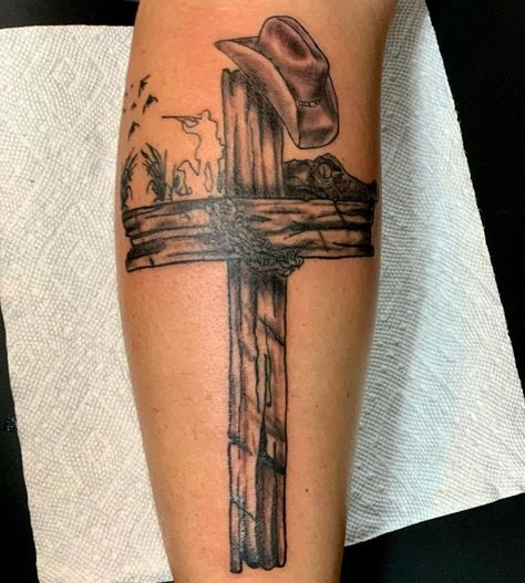 Western Cross Tattoo, Celtic Cross Tattoo For Men, Wooden Cross Tattoos, Train Tattoo, Outlaw Tattoo, Leg Tats, Ant Tattoo, Horse Tattoos, Bull Skull Tattoos