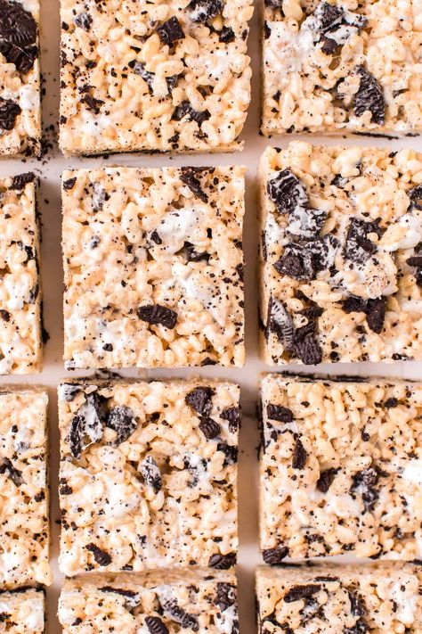 Oreo Rice Crispy Treats, Oreo Recipes Easy, Oreo Rice Krispie Treats, Oreo Rice, Rice Krispie Treats Recipe, Rice Krispies Recipe, Homemade Rice Krispies Treats, Oreo Dessert Recipes, The Cookie Rookie