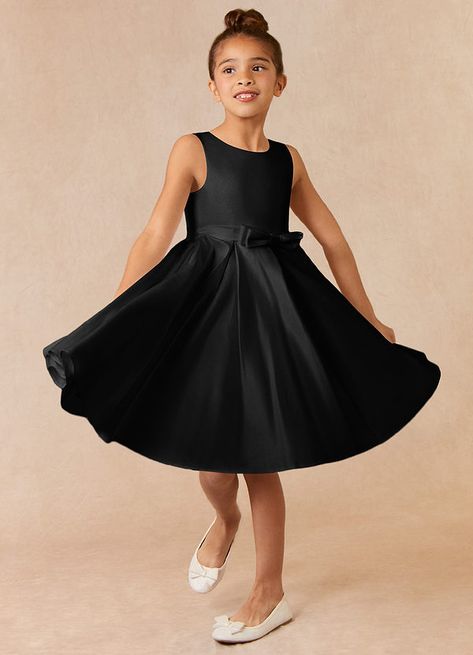 Complete your bridal party with our clean modern Matte Satin flower girl dress, Coco. Her scoop neckline is complimented by a belt with a bow at the front. The skirt is pleated beautifully to flare as she walks down the aisle. Dresses In Black, Black Flower Girl Dress, Formal Wedding Attire, Black Flower Dress, Satin Flower Girl Dress, Dress Code Wedding, Girls Black Dress, Infant Flower Girl Dress, Wedding Dresses For Girls