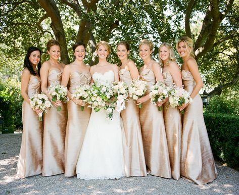 Champagne bridesmaid dresses are almost suitable for every bridal style, such as an elegant lawn wedding, a formal church wedding, a casual… Champagne Colored Bridesmaid Dresses, Cream Bridesmaid Dresses, Champagne Wedding Colors, Off Shoulder Bridesmaid, Off Shoulder Bridesmaid Dress, Sweetheart Bridesmaids Dresses, Bridesmaids Dress Inspiration, Mermaid Bridesmaid, Champagne Bridesmaid Dresses