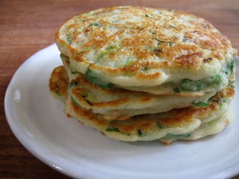 Salmon Pancakes, Growing Carrots, Potato Flour, Grated Potato, Savory Pancakes, America Ferrera, Root Vegetable, Pancakes Ingredients, Carrots And Potatoes