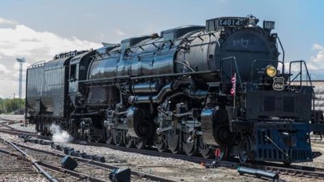 Union Pacific Steam making stops in Oklahoma in November | KTUL Big Boy 4014, James Watt, Ghost Train, Astronomy Poster, Railroad History, Union Pacific Railroad, Southern Pacific, Steel Plates, Central Illinois