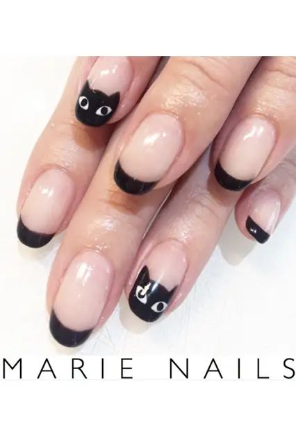 Low Maintenance Beauty, French Tip Manicure, Nail Tip Designs, Being Lazy, Nagellack Trends, Latest Nail Trends, Nail Trend, Cat Nails, Prom Nails