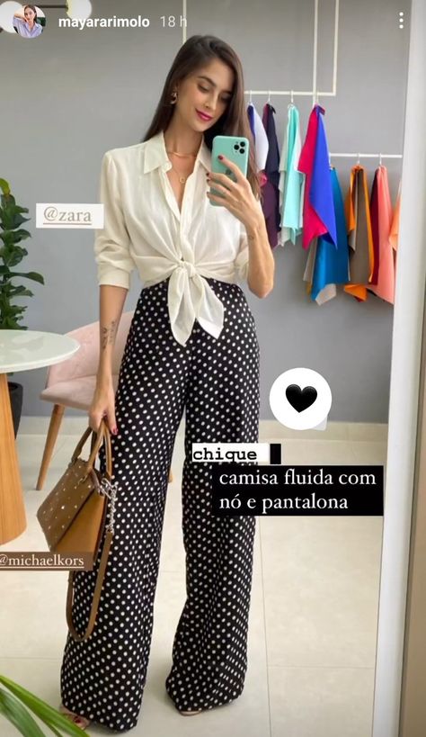 Polka Dots Pants Outfit, Gentle Outfits, Polka Dot Blouse Outfit, Palazzo Pants Outfit, Dots Outfit, White Polka Dot Shirt, Dots Fashion, Polka Dots Outfit, Look Plus Size