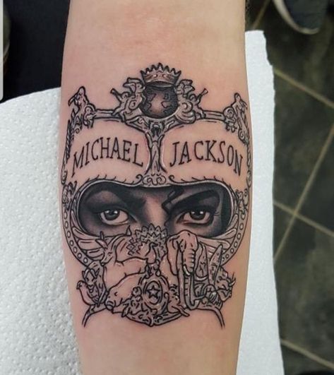 Paris Jackson Tattoo, Michael Jackson Tattoo, Michael Jackson Vinyl, Inspiring Quote Tattoos, Michael Jackson Poster, Michael Jackson Quotes, Epic Tattoo, Forearm Sleeve Tattoos, Michael Jackson Smile