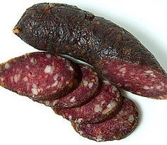 Venison Salami Recipe, Dried Sausage Recipe, Venison Sausage Recipes, Cured Meat Recipes, Salami Recipes, Sausage Making Recipes, Home Made Sausage, Deer Recipes, Homemade Sausage Recipes