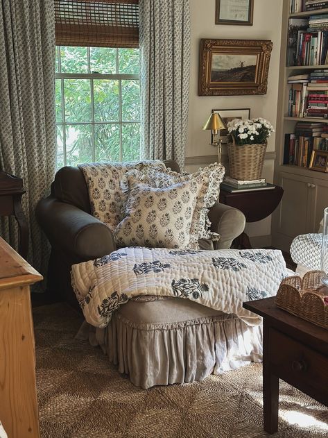 Blog — Nine and Sixteen Home Nine And Sixteen, Tessa Foley, Room Color Palette, Throw Quilts, Quilted Pillows, Family Room Colors, Room Color, Decoration Inspiration, Living Room Makeover