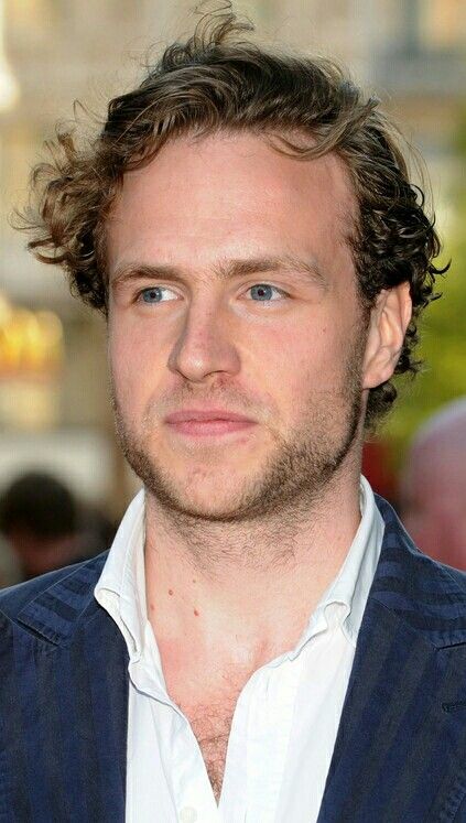 Rafe Spall, 1 Peter 4 10, Uk Actors, Irish Boys, Xmas List, Many Men, Film Director, Beautiful Eyes, Bad Girl