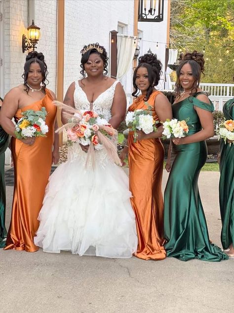 Emerald And Rust Wedding Decor, Hunter Green And Bronze Wedding, Emerald Orange Wedding, Burnt Orange Weddings Black People, Orange And Emerald Wedding, Emerald And Burnt Orange Wedding, Emerald Green And Orange Wedding, Burnt Orange And Emerald Green Wedding, Emerald Green And Burnt Orange Wedding