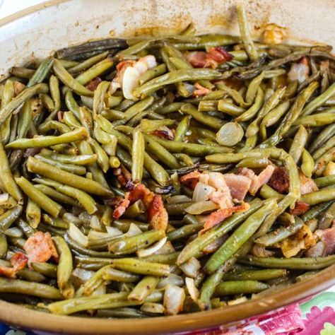 Green Bean Grill Recipes, Smoked Green Beans With Bacon, Smoker Green Beans, Smoked Green Beans In Smoker, Pork Tenderloin Sides, Smoked Green Beans, Grill Foods, Smoker Recipes Electric, Smoked Vegetables