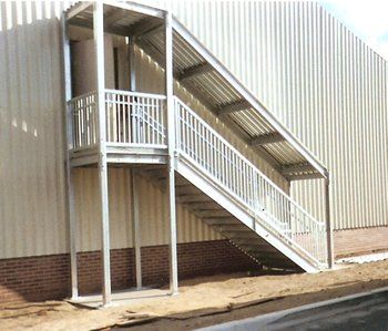 Staircase Enclosed, Roof Photography, Outdoor Staircase, Stairs Canopy, Barn Style Garage, Cantilever Stairs, External Staircase, Building Stairs, Exterior Stairs