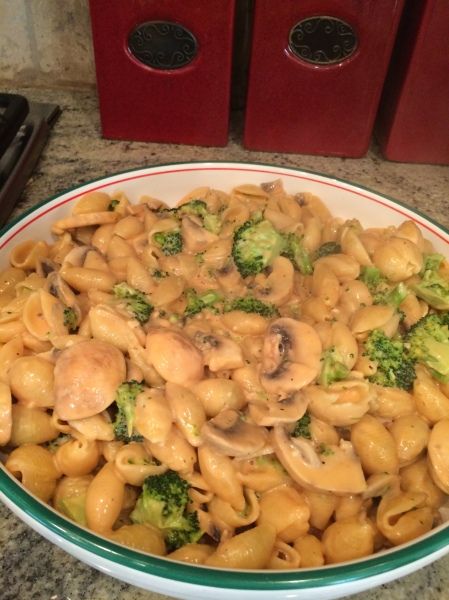 Pasta Con Broccoli Pasta House, Pasta Con Broccoli Recipe, Pasta House Pasta Con Broccoli, Veggies Ideas, Italian Neighborhood, Pasta House, Pasta Con Broccoli, Pasta Broccoli, Best Pasta