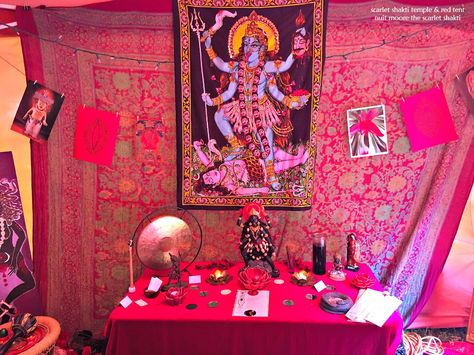 Altar Shrine to Kali Ma ~ Scarlet Shakti Temple & Red Tent ~ Nuit Moore The Scarlet Shakti www.scarletshakti.com Hinduism Altar, Kali Ma Altar, Kali Altar, Hindu Shrine, Hindu Altar, Shrines Art, Witchcraft Altar, Tantra Art, Altar Design