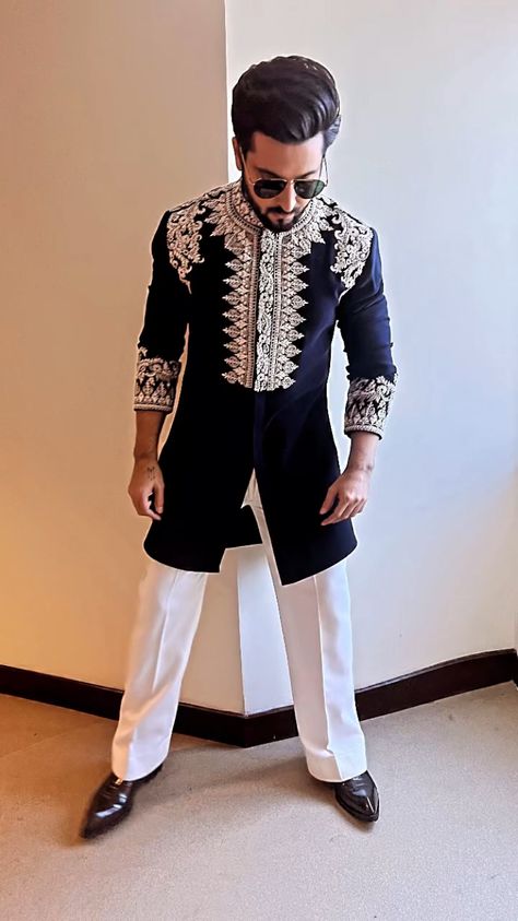 Sufi Night Outfit For Men, Night Wedding Outfit, Animation Pics, Sufi Night, Marriage Outfit, Dheeraj Dhoopar, Indian Wedding Clothes For Men, Cloth Collection, Wedding Fits