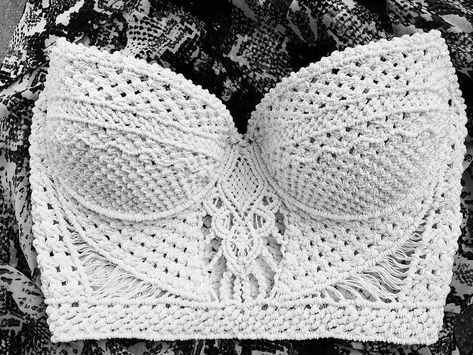 Crochet Bustier Top, Crochet Bustier, Corset Sewing Pattern, Macrame Dress, Macrame Ideas, Yarn Sizes, Macrame Projects, Diy Couture, Bustier Top