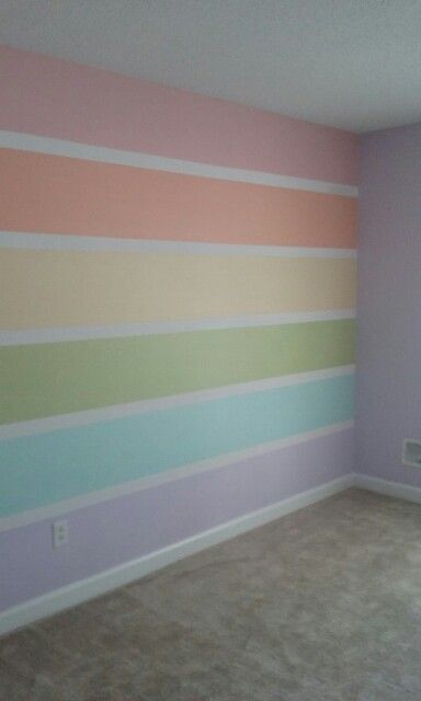 Playroom Decorating Ideas Walls, Wall Painting Ideas Rainbow, Rainbow Wall Paint Girl Rooms, Unicorn Room Paint Ideas, Rainbow Bedroom Wall Paint, Rainbow Bedroom Paint Ideas, Rainbow Color Wall, Rainbow Painting Ideas Wall, Rainbow Playroom Wall