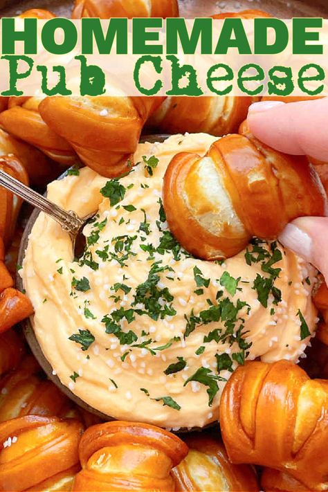 Pub Cheese Recipe, Cheddar Cheese Dip, Beer Cheese Recipe, Pub Cheese, Beer Cheese Dip, Popular Appetizers, Mom Recipes, Beer Making, Dip Recipes Easy