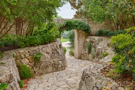 Stone Walls Garden, Country Garden Design, Stone Retaining Wall, Mediterranean Landscaping, Outdoor Living Design, Stone Walls, Garden Pathway, Landscaping Design, Garden Features