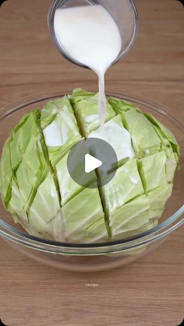 Foods With Cabbage, How To Make Cabbage, Roasted Cabbage Recipes, Keto Entrees, Easy Cabbage Recipes, Fried Cabbage Recipes, Spaghetti Squash Recipes Easy, Cabbage Recipes Healthy, Bbq Party Food