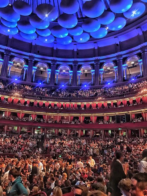 Royal Albert Hall London, Royal Albert Hall Aesthetic, 5sos Royal Albert Hall, Concert Hall Aesthetic, Royal Albert Tea Sets, Mary Poppins Returns, Arts And Science, 25 Questions, Royal Albert Tea Cup