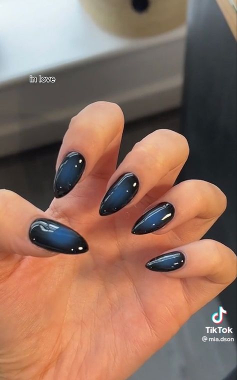 Glass Sapphire Nails, Nail Inspo Midnight Blue, Navy Blue Gel X Nails, Nail Inspo For Blue Dress, Blue Nails With Design Almond, Navy Blue Nail Inspo Prom, Blue Snake Skin Nails, Black Blue Aura Nails, Blue And Black Prom Nails