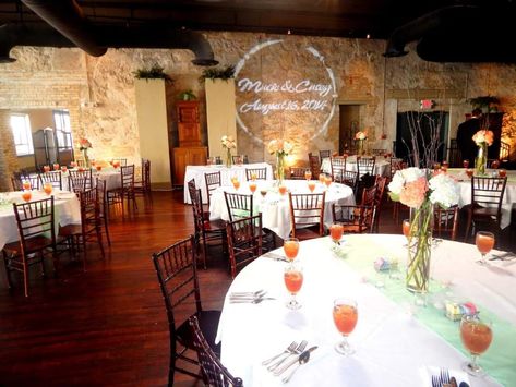 5 Surprisingly Affordable Wedding Venues in San Antonio - Joy San Antonio Wedding Venues, San Antonio Zoo, San Antonio River, Zoo Wedding, Downtown San Antonio, San Antonio Wedding, Cheap Wedding Venues, San Antonio Weddings, Wedding Reception Locations