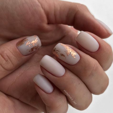 Ivory Nails, Light Colored Nails, Light Nails, New Nail Designs, Her Nails, Sparkle Nails, Shellac Nails, Foil Nails, Marble Nails