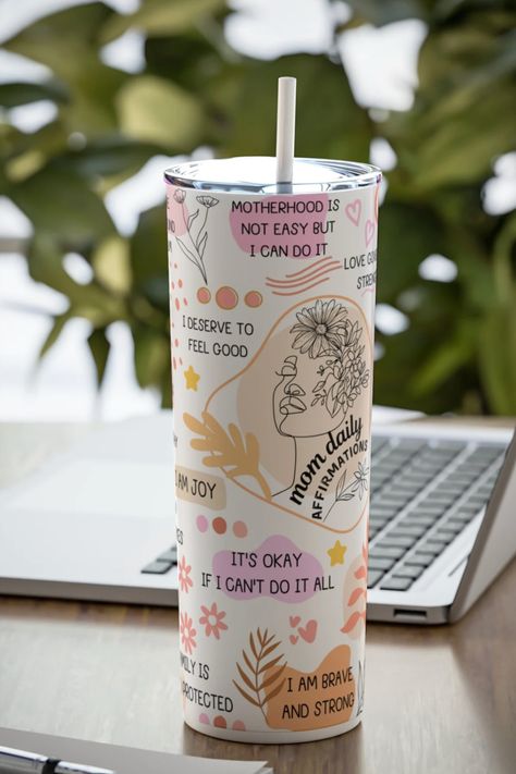 mom affirmation tumbler perfect for mother's day gift or for a birthday🥰 Mothers Day Cricut Ideas, Affirmation Tumbler, New Mom Gift Basket, Idea Craft, Cups Ideas, Mom Gift Basket, New Mom Gift, About Coffee, I Can Do It