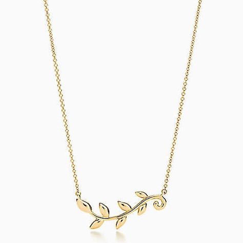 Tiffany's Olive branch Olive Branch Jewelry, Paloma Picasso Jewelry, Branch Jewelry, Olive Branch Wedding, Heart Bracelets, Roman Jewelry, Greco Roman, Branch Necklace, Loving Heart