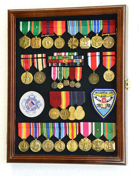 Us Military Medals, Challenge Coin Display Case, Pins Display, Medal Display Case, Flag Display Case, Ribbon Flag, Ribbon Display, Military Challenge Coins, Challenge Coin Display