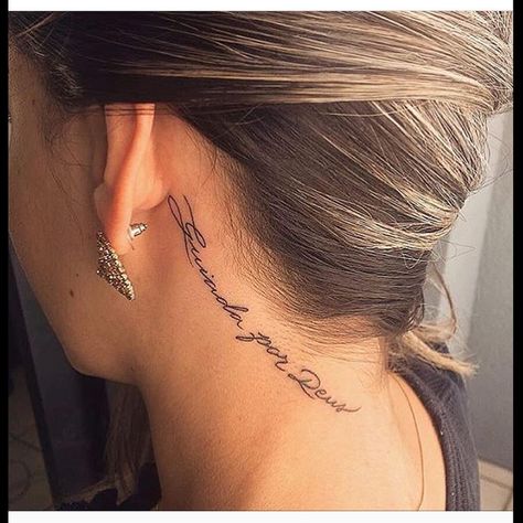 Meaningful and Inspiring Quote Tattoo Design for 2019; quote tattoos on arm; quote tattoos for women; quote tattoos for men; quote tattoo ideas; quote tattoo placement  #quote #quotetattoo #quotetattoos #tattoos #tattoodesigns #inkedbabes #tattooedwomen #sleevetattoos #bodyart #inked #tattooidea Word Neck Tattoos, Front Neck Tattoo, Tattoo Fe, Quote Tattoos Placement, Inspiring Quote Tattoos, Best Neck Tattoos, Tattoo Son, Neck Tattoos Women, Tattoo Quotes For Women