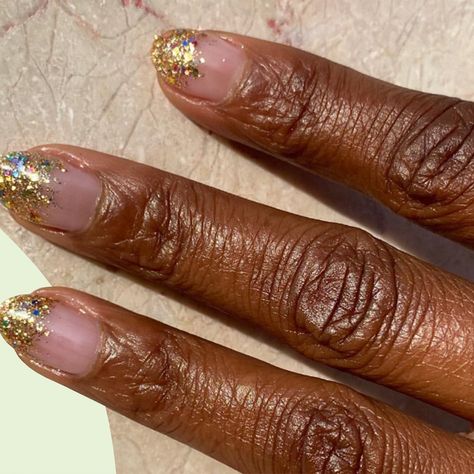 Golden Hour Nails Are the Best Way to Let Your Mani Shine This Summer | Glamour Turkey Nails, Mani Ideas, Festive Manicure, New Years Nail Designs, Thanksgiving Nail Designs, New Years Eve Nails, Santa Claws, Holiday Nail Art, Thanksgiving Nails