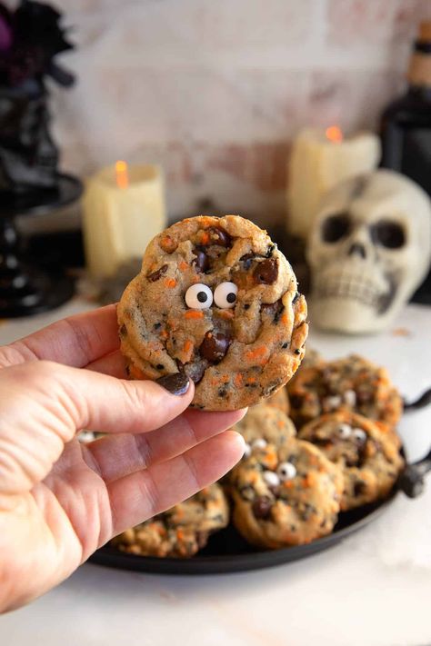 50 Spooky Fun Halloween Cookies - The Baking ChocolaTess