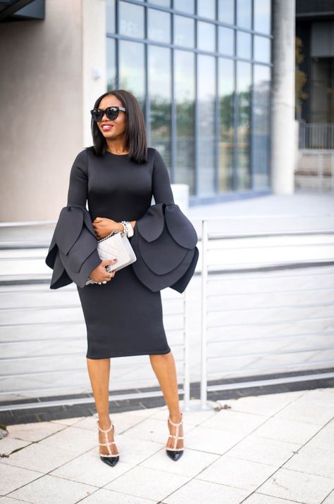 black scuba midi dress with bell sleeves wore by fashion blogger Atlanta blogger-2 Beautiful Gown Designs, Dress With Bell Sleeves, Short Dress Styles, Modest Dresses Casual, Scuba Fabric, Scuba Dress, Mothers Dresses, Holiday Dress, Halterneck Dress